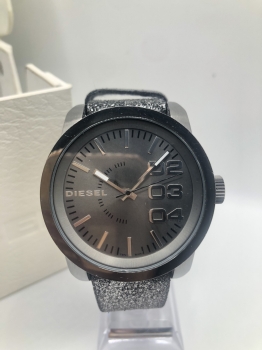 Đồng hồ nam hiệu Diesel full hộp